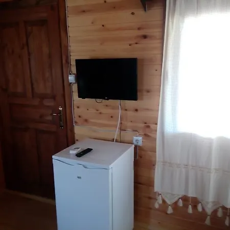 Feslegenbuku Ahsap Evler Hotel Bozalan