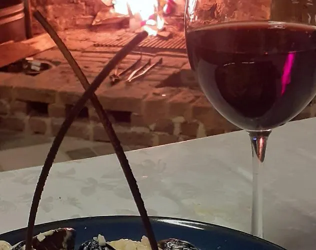 Feslegenbuku Ahsap Evler