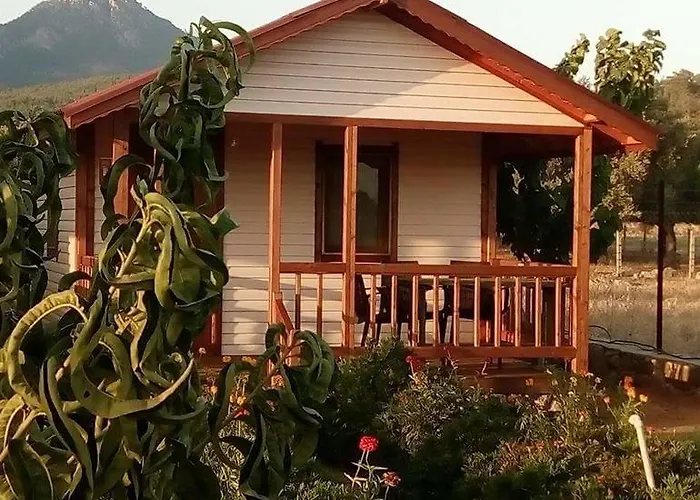 Feslegenbuku Ahsap Evler Отель *