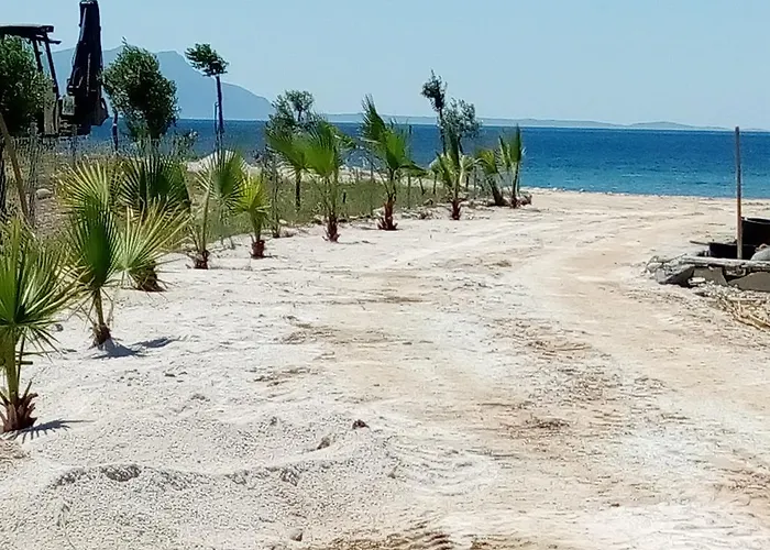 Feslegenbuku Ahsap Evler Отель *