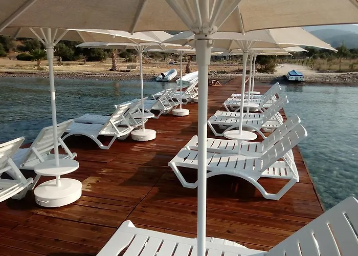 Feslegenbuku Ahsap Evler Отель *